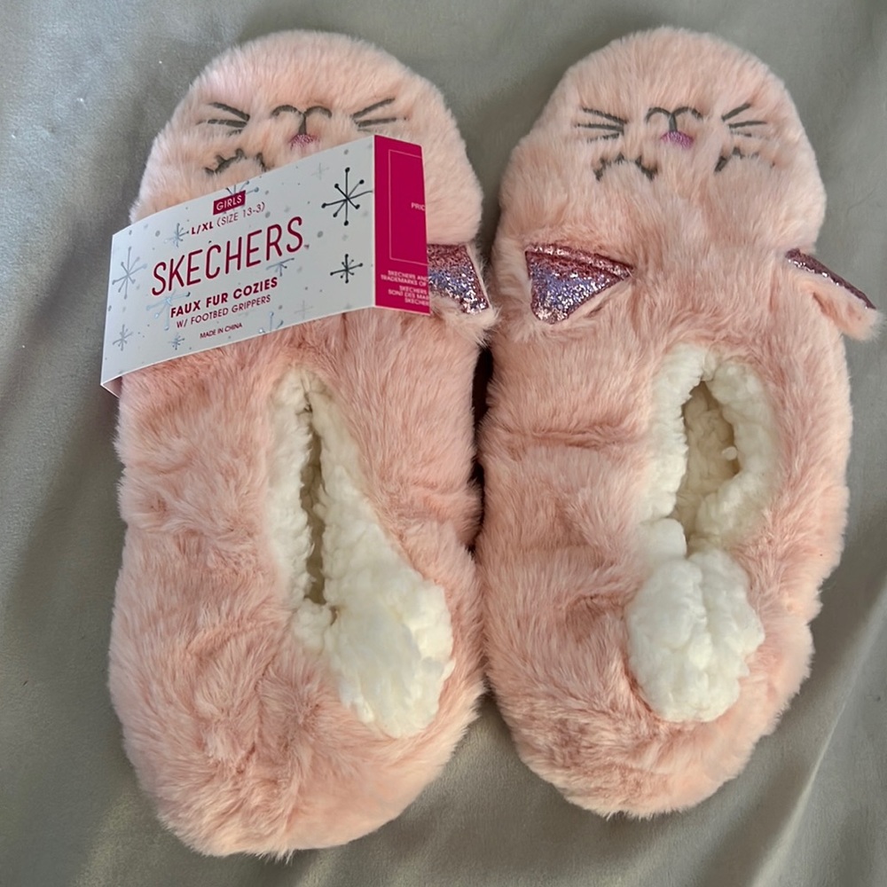 NEW Skechers pink kitty slippers